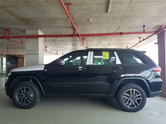 新款大切诺基Trailhawk实车曝光 即将上市