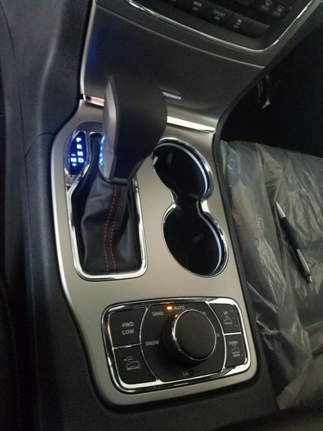 新款大切诺基Trailhawk实车曝光 即将上市