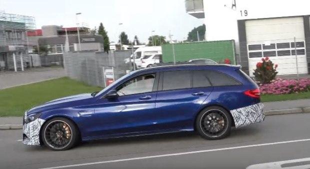 奔跑的旅行家 新款AMG C63旅行版谍照