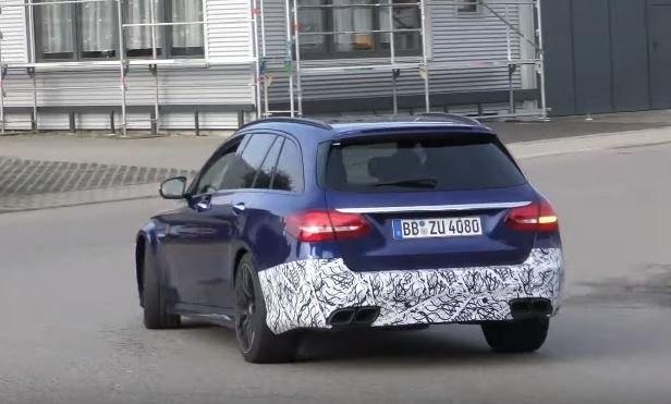 奔跑的旅行家 新款AMG C63旅行版谍照