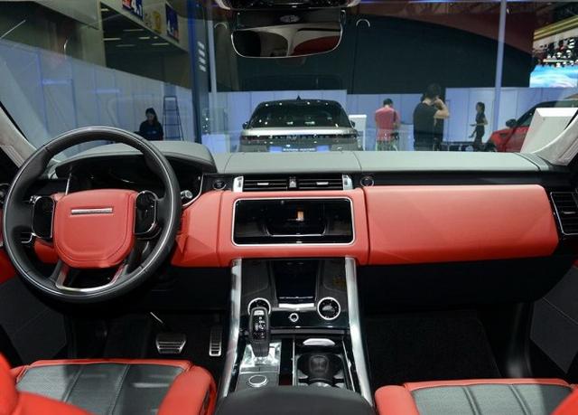 全面升级更具科技感 新款揽胜运动版配置