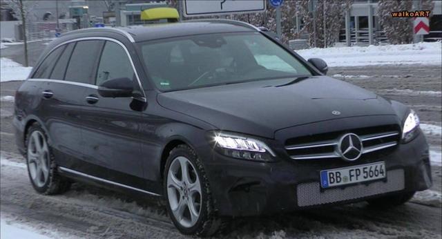 全新大灯造型 新款奔驰C级将于2018年初发布