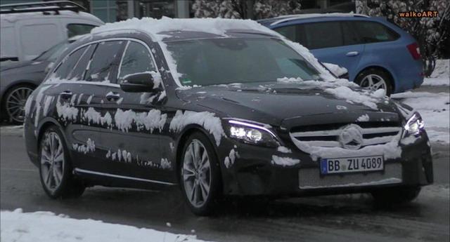 全新大灯造型 新款奔驰C级将于2018年初发布