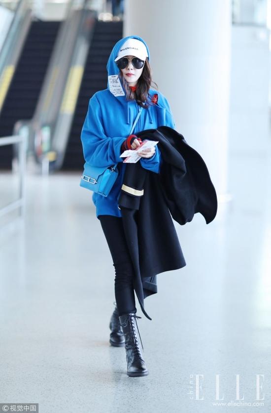 秋冬流行船坞蓝 肤白胜雪不是梦