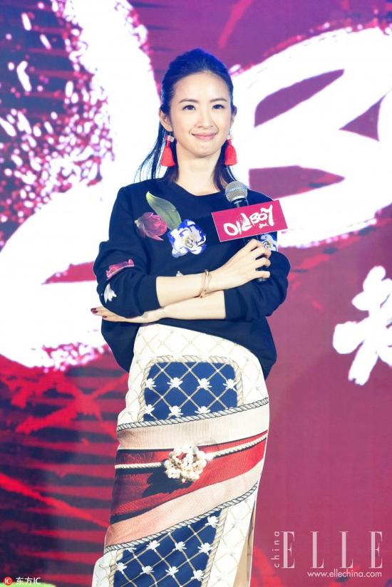 卫衣+裙子=一周7天美丽不重样