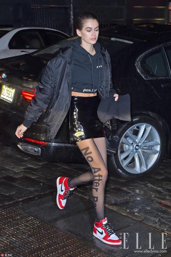 卫衣+裙子=一周7天美丽不重样