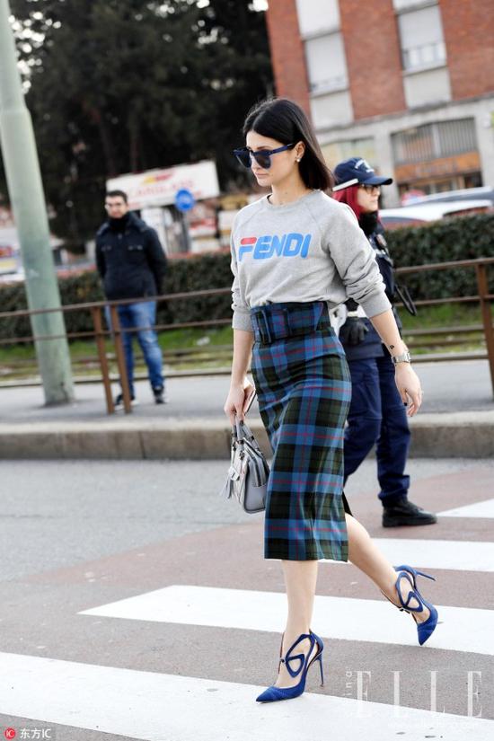 卫衣+裙子=一周7天美丽不重样