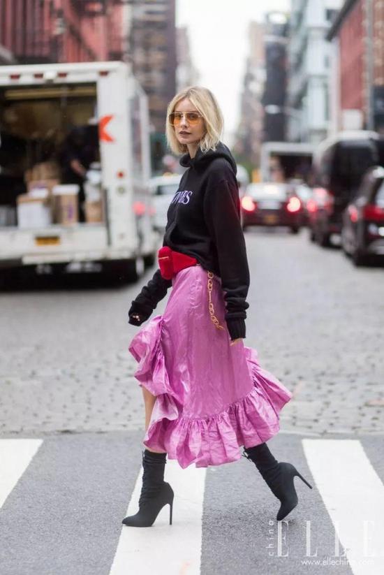 卫衣+裙子=一周7天美丽不重样