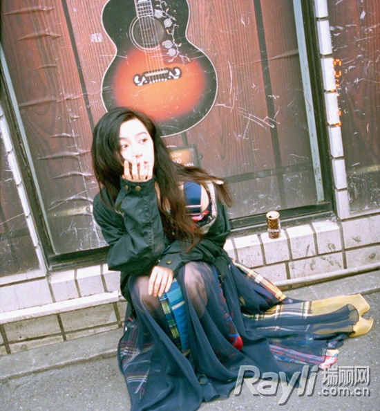 范冰冰变文艺少女